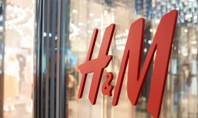    H&M     