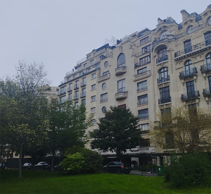 Alcántara de la Torre’s apartment building.